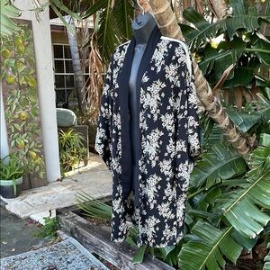 Floral kimono sleeve duster